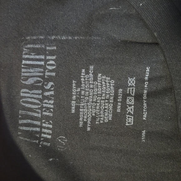 Taylor Swift The Eras Tour T-Shirt Official Concert Cities 2023-2024-Size Medium - Picture 12 of 12
